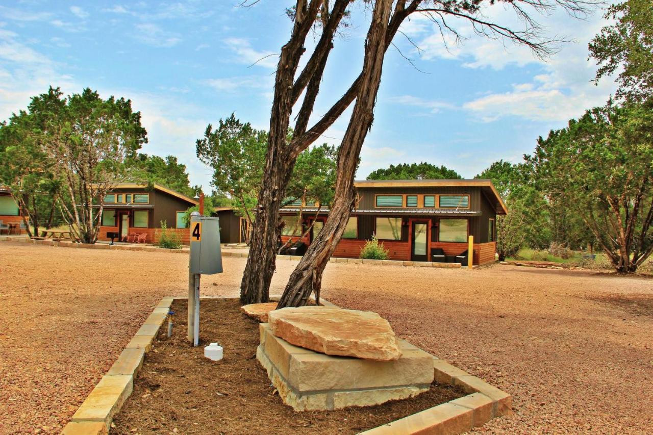 Green Acres Cottages - New Braunfels Suite Уимберли Экстерьер фото